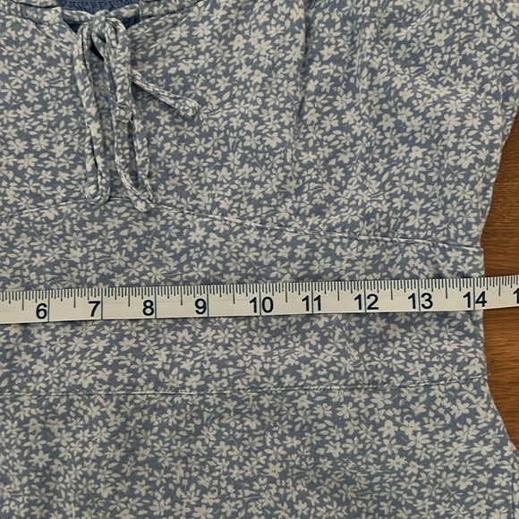 Abercrombie & Fitch Blue & White floral pattern size M babydoll cottagecore - Picture 9 of 11